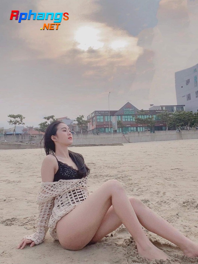 hot-girl-da-nang-song-thoang-ben-ngoai-khong-co-nghia-la-hu-hong-ben-trongdocx-1629681657413.jpeg