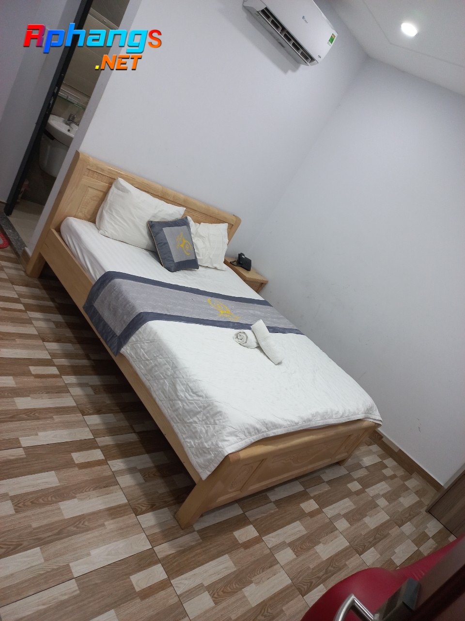 8f49198179fcb6a2efed.jpg