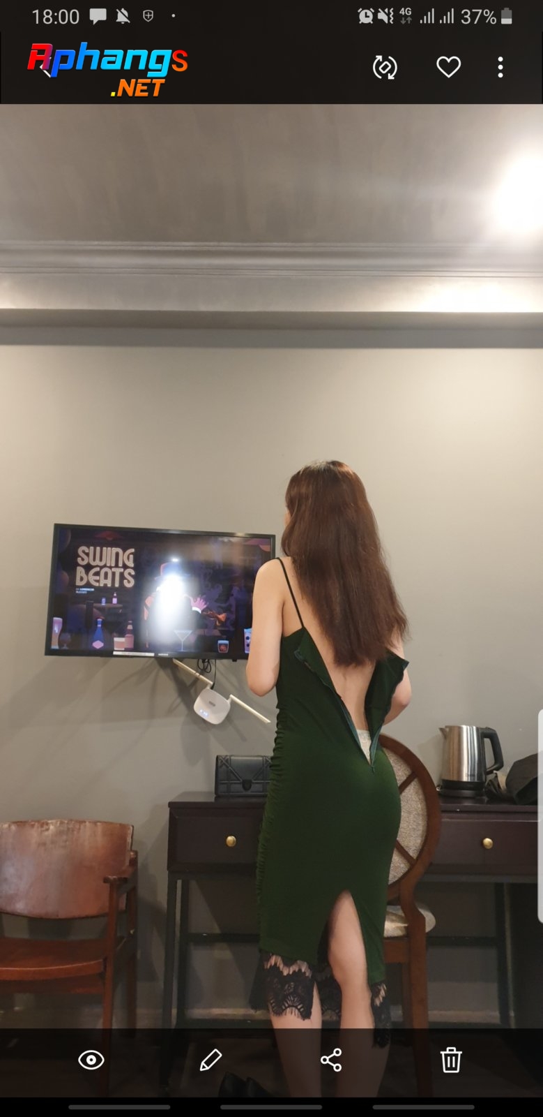 100.jpg