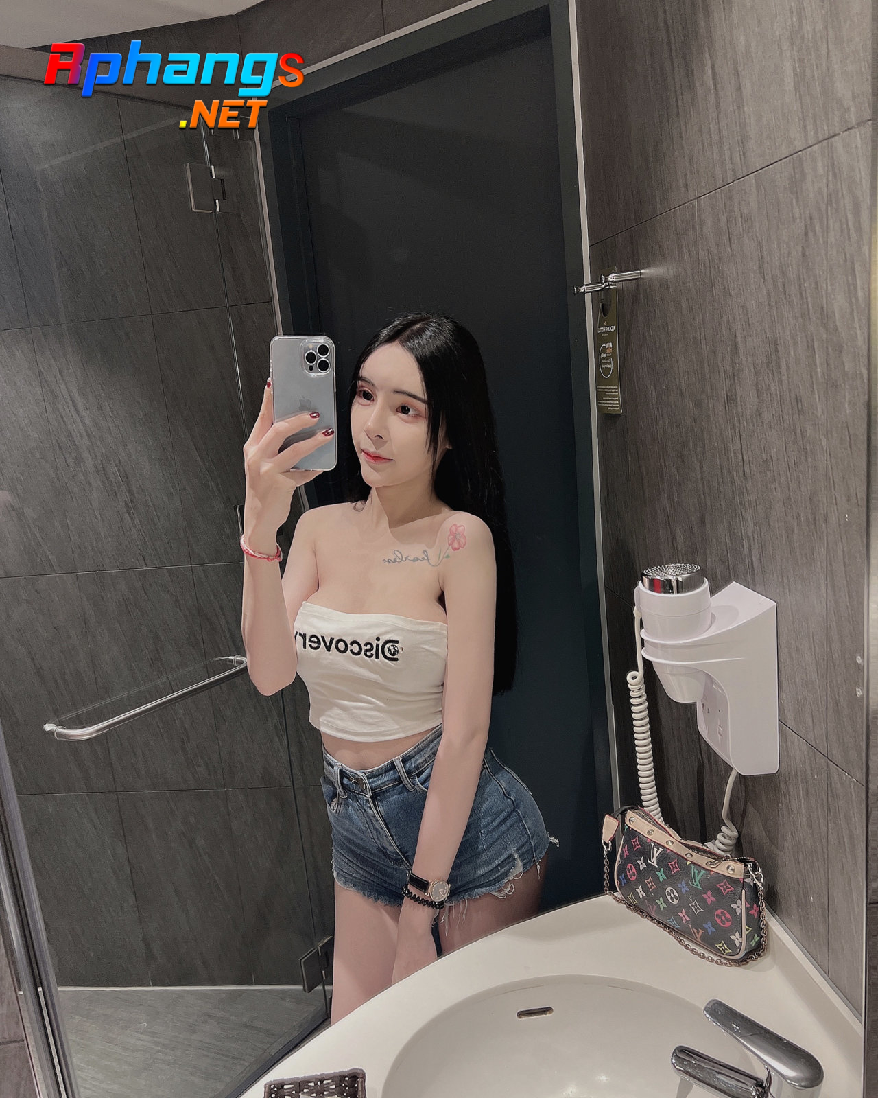 E2F0EB3C-DBC5-47E2-B54E-12A1ADAF3300.jpeg