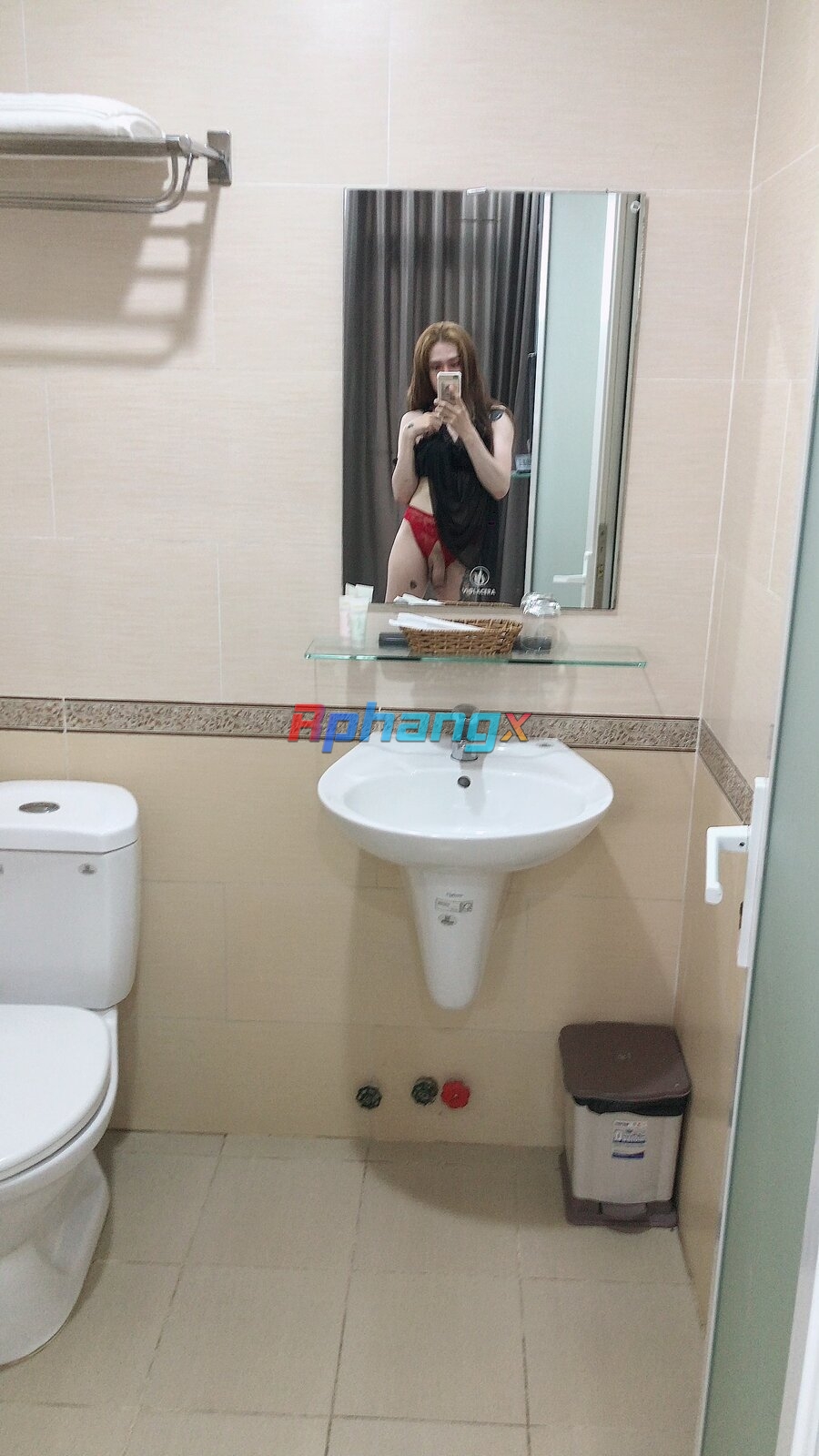 45B8E5FF-64C4-444C-963E-8445047D7B3A.jpeg