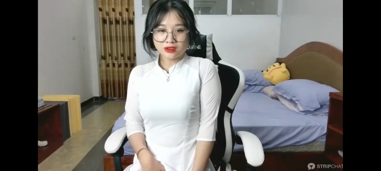 Screenshot_2022-11-02-17-24-42-381_com.miui.videoplayer.jpg