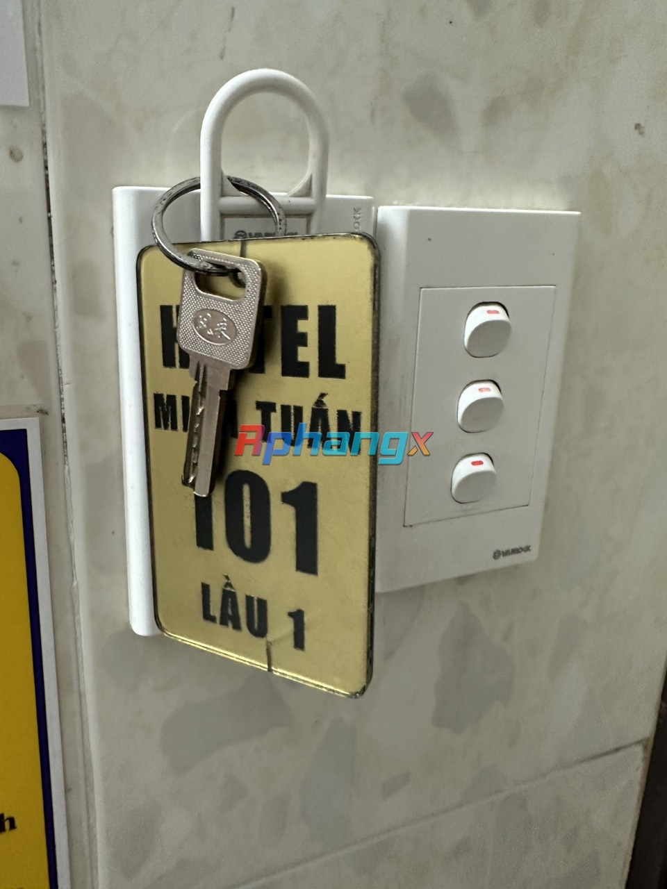 z3985829340119_6951cc45ec2ccabe4bdb5fbc67b36758.jpg