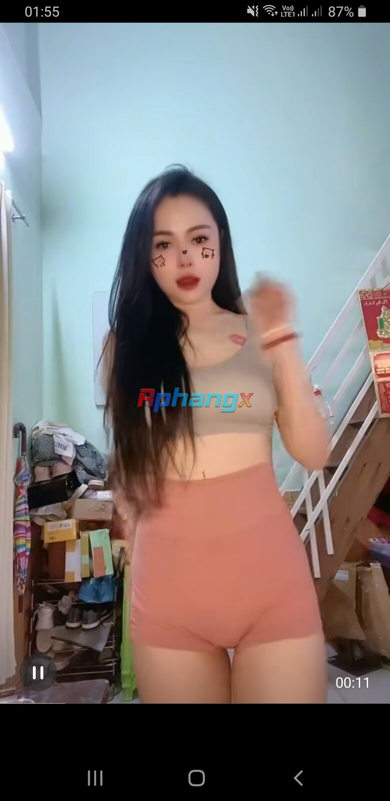 Screenshot_20230428-015503_BIGO LIVE.jpg