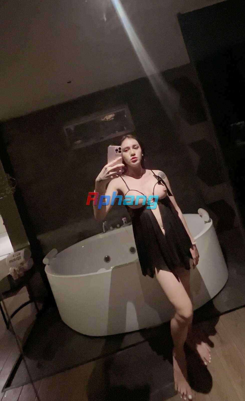beauty_1710606772152.jpeg