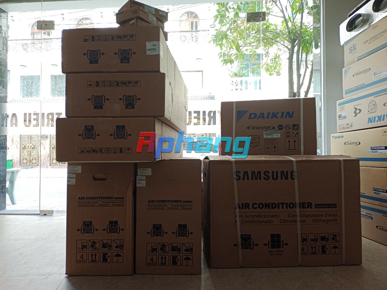 kho máy lạnh samsung.jpg