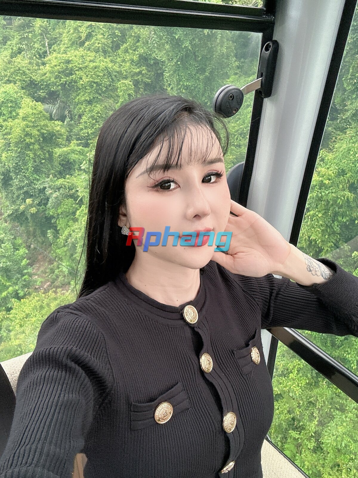 beauty_1724744438779.jpeg