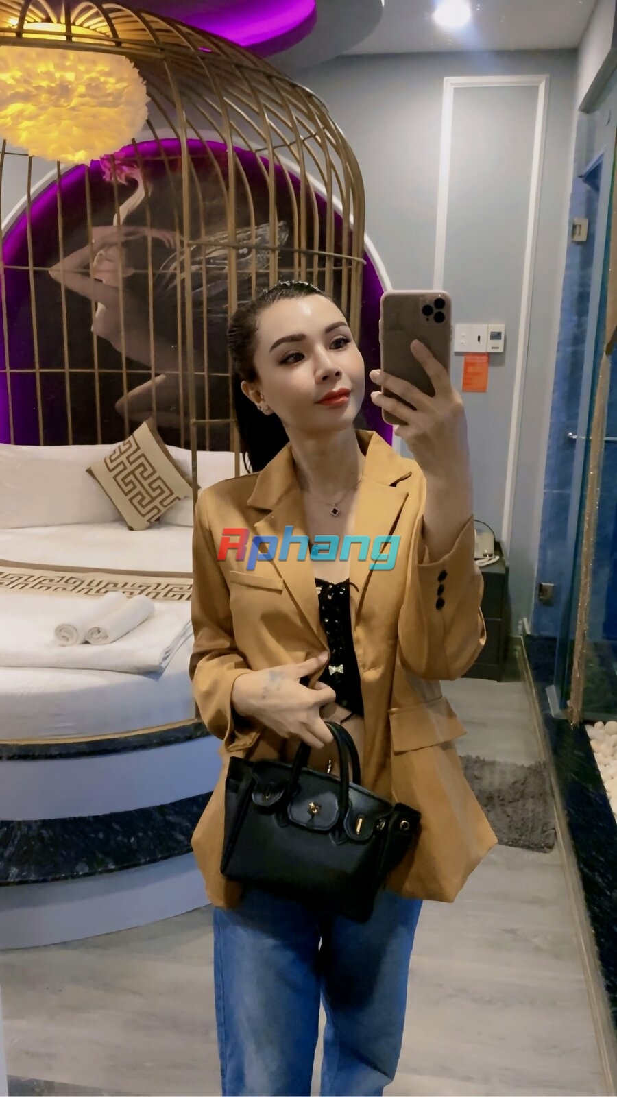 beauty_1731217040969.jpeg
