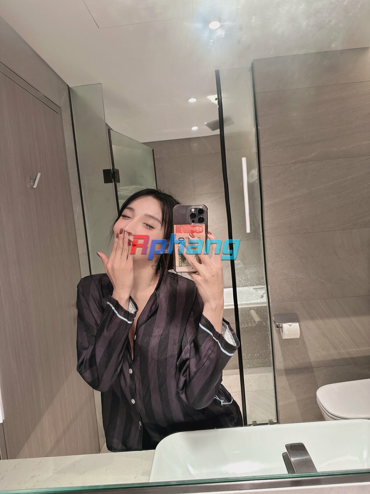 beauty_1735088500364.jpeg