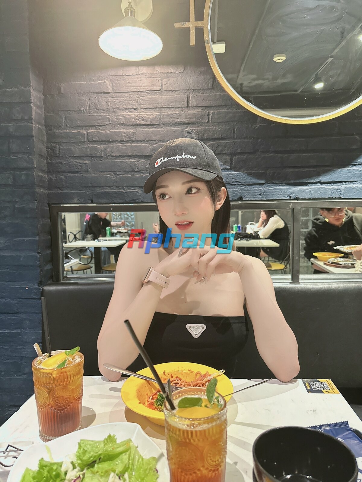 beauty_1738848590381.jpeg