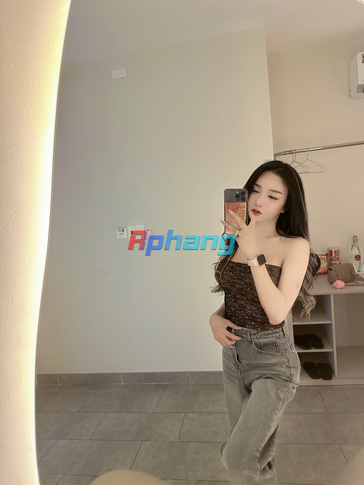beauty_1738681465165.jpeg