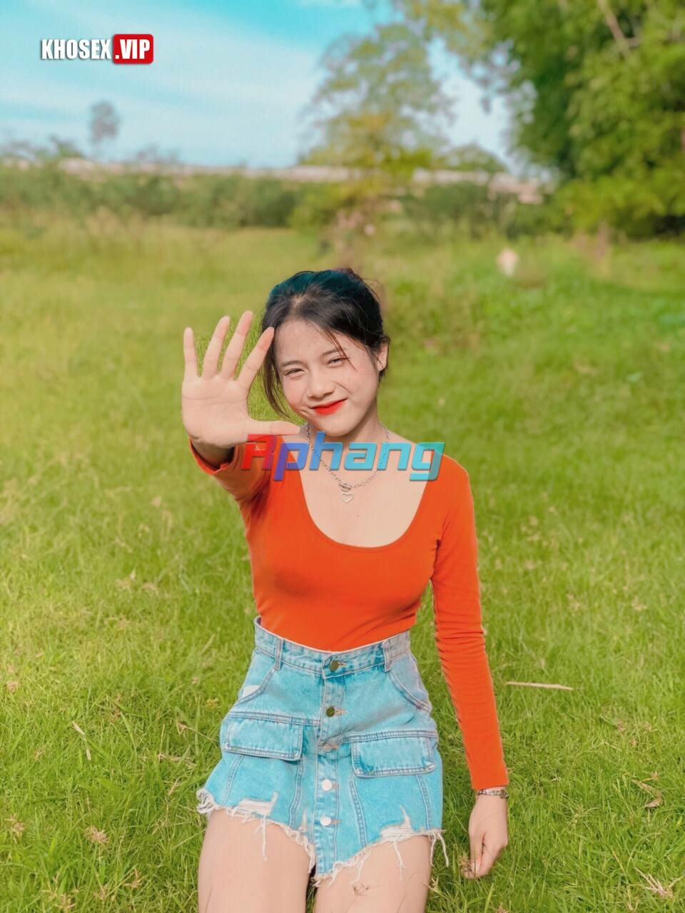 clip-sex-viet-some-em-gai-xinh-loli-dam-dang-thich-mac-lot-khe-hinh-11.jpg