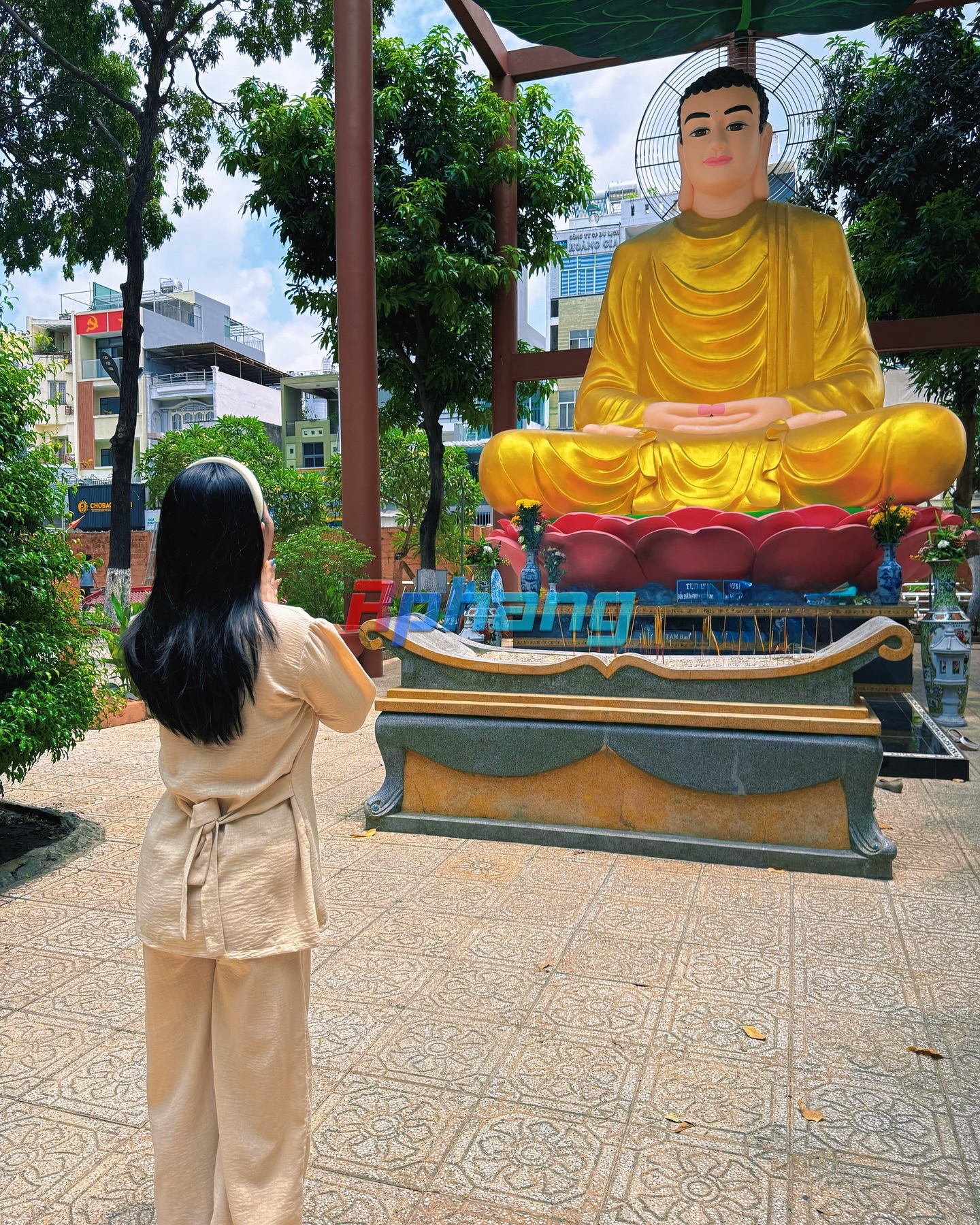 yennhi14.16_486800105_17945835251960645_4762140049170510541_n.jpg