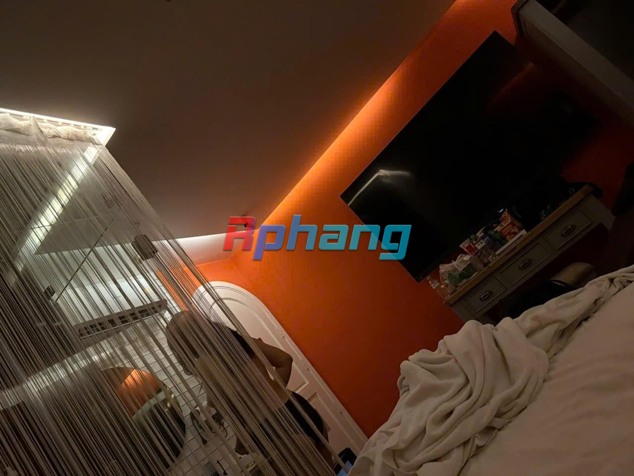 1758611685178.png