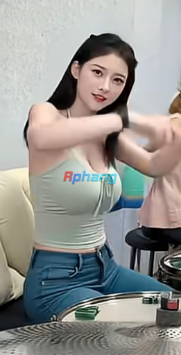 Chinese_Woman_Playing_Drum_v1.png