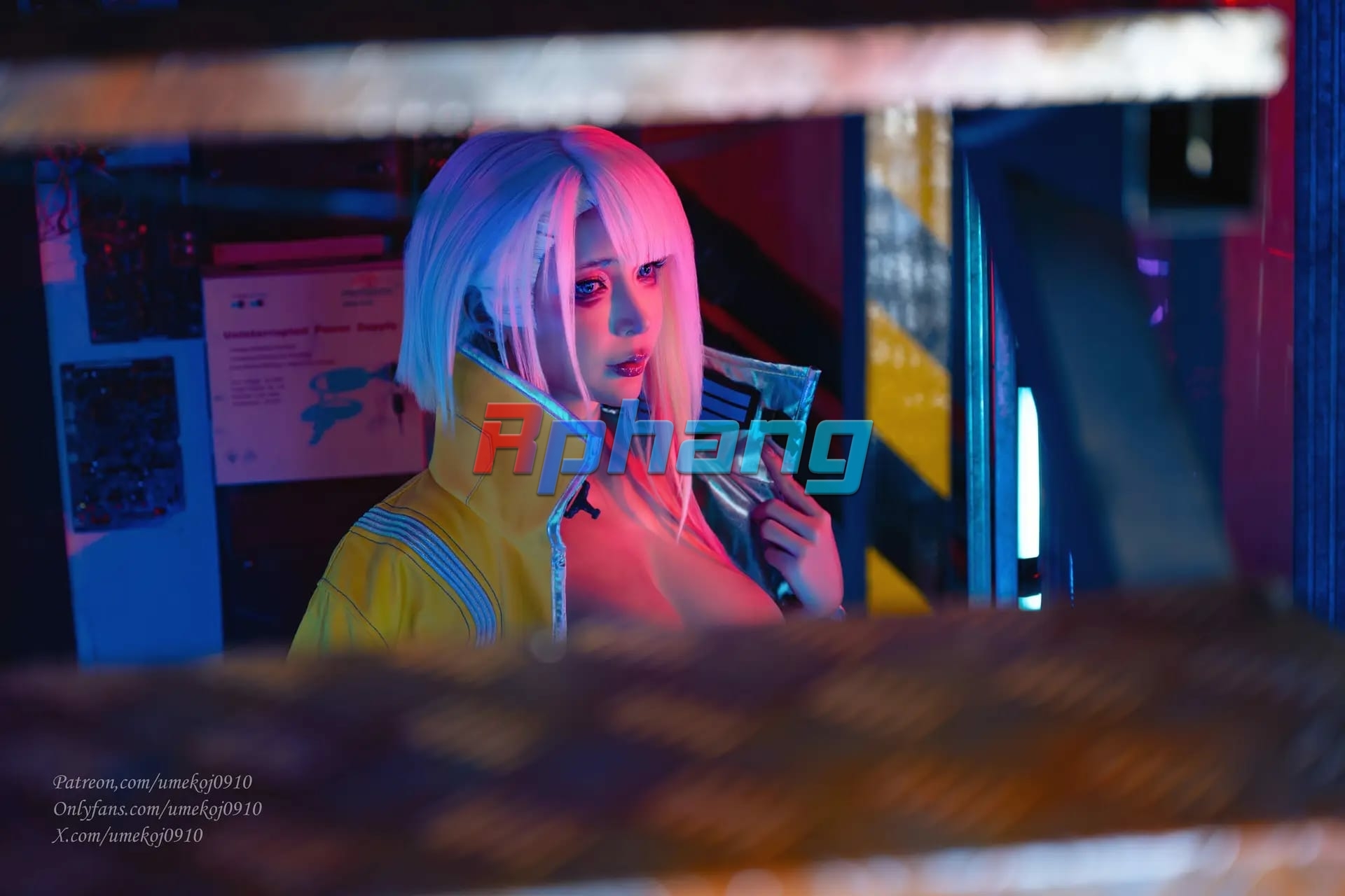 Cosplayer-UmekoJ-Lucy-Cyberpunk-Edgerunner-056.jpg