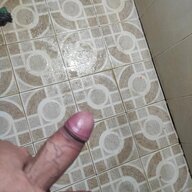 kẻ viết ngôn tình